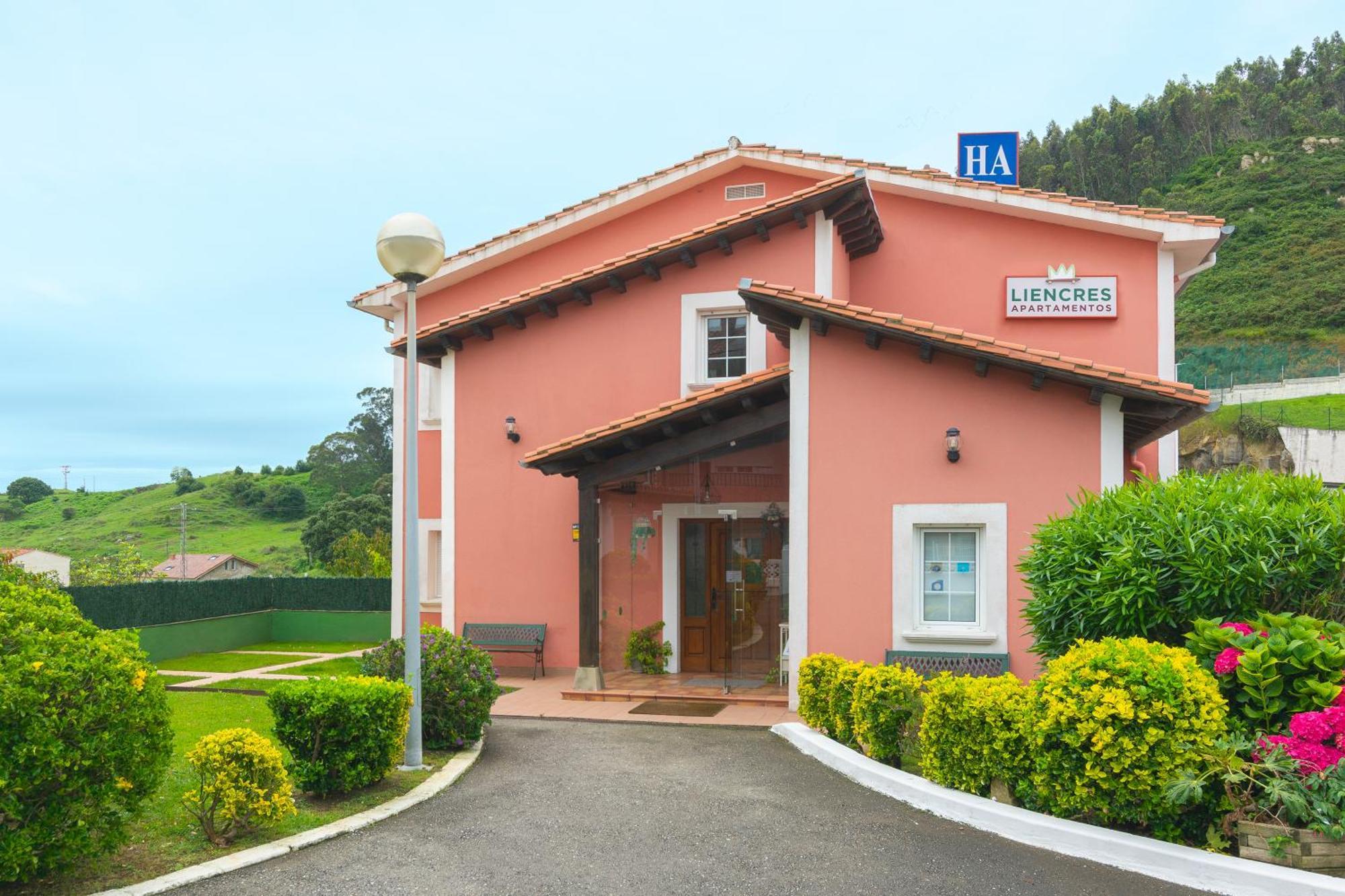 Liencres Apartamentos Bagian luar foto